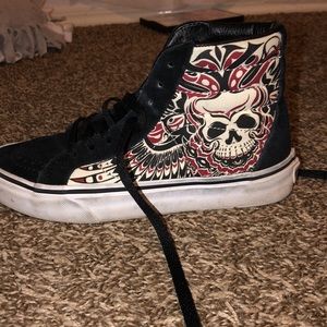 Van high tops with skull